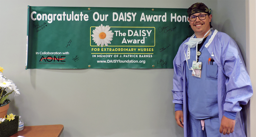 Justin Thomas with the DAISY Award