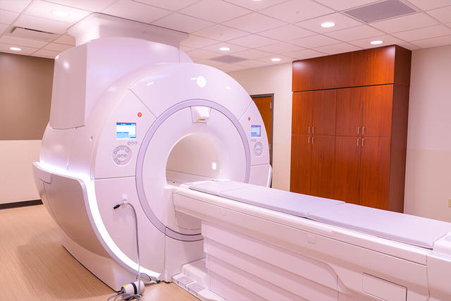 Ionia Wide-Bore MRI Angled Shot