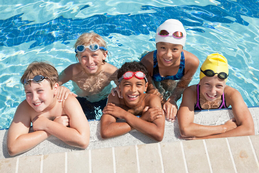 MAC Aquatics kids in pool